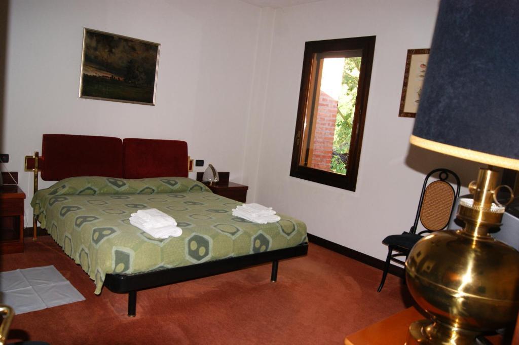 La Tagliolina Hotel Monteveglio Room photo